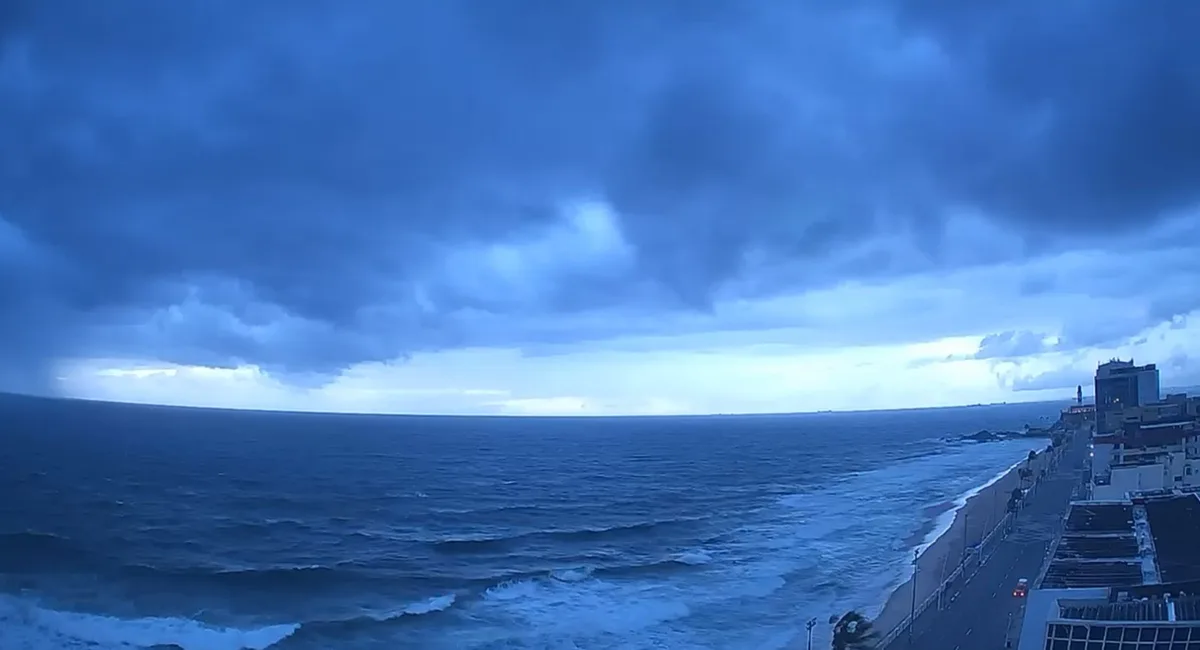 Frente fria leva chuva forte à Bahia e risco de granizo ao RS nesta quinta; veja previsão do tempo