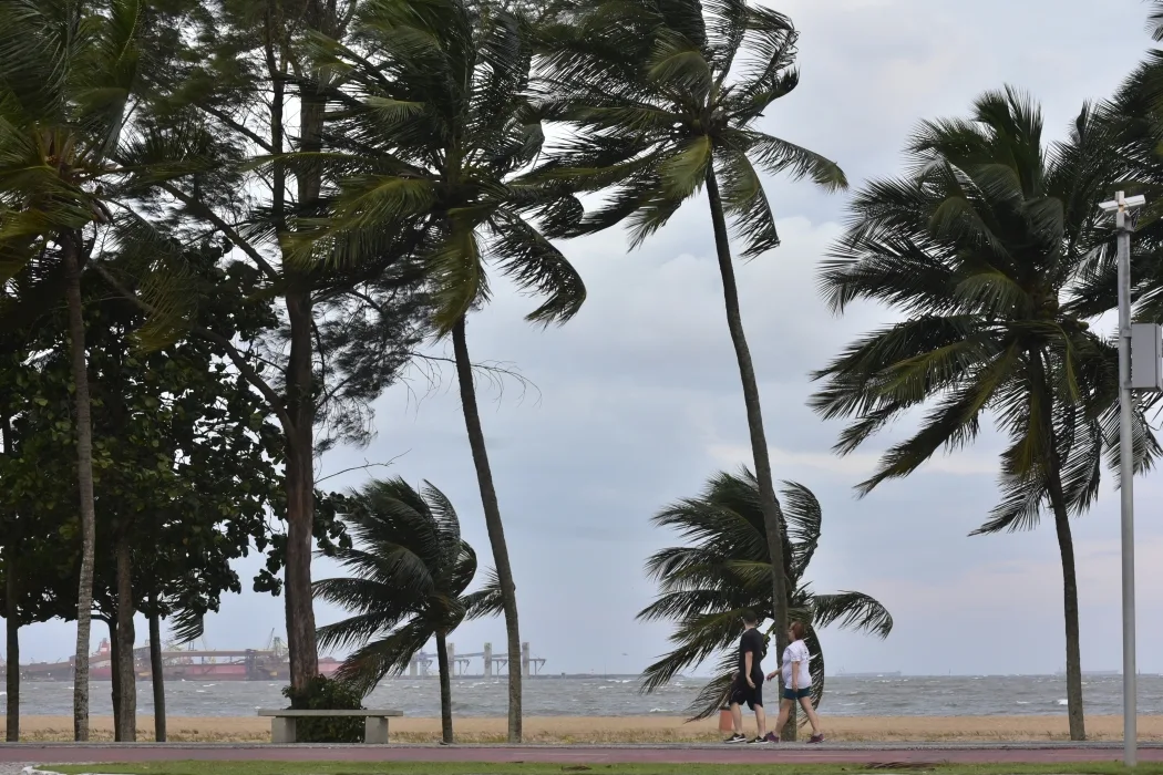 ES sob alerta de vendaval e baixa umidade durante frente fria
