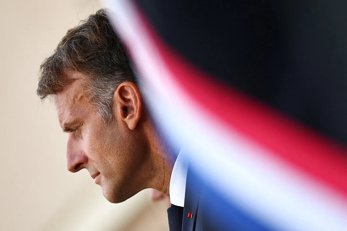 Emmanuel Macron et ses successeurs : à quoi ça sert, président de la République ?