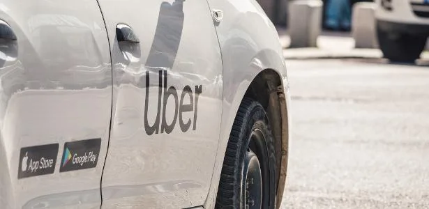 Uber recebe multa de R$ 5 bilhões por suspensões automáticas de motoristas