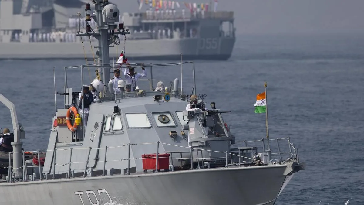 Indian rescuers search for 22 after cargo ship sinks