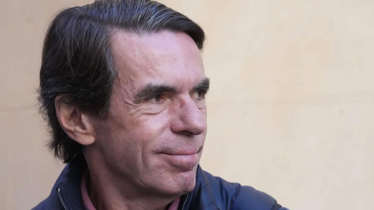 José María Aznar (73), sobre su infancia: "Soy hijo de bilbaíno y de asturiana. Tuve unos padres excelentes y una infancia feliz"