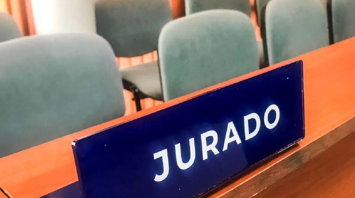 Le pidió comida a su vecino, él se la negó y lo mató a golpes con un tubo de gas: comienza el juicio