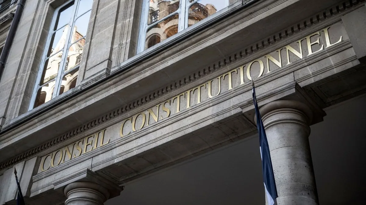Free parties, protoxyde d'azote, rodéos urbains… Le Conseil constitutionnel valide l'essentiel de la loi Ripost