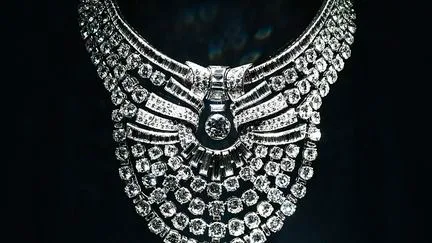Vol d'un collier de diamants exceptionnel et historique dans un musée autrichien
