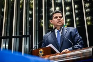 Candidatos ao Senado criticam Alcolumbre e cobram impeachment do STF