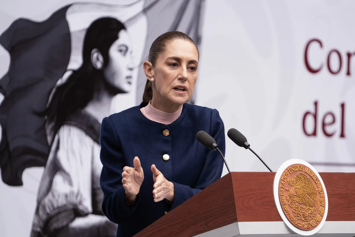 Sheinbaum respalda renuncia de Mónica Soto al TEPJF y afirma que está en su derecho
