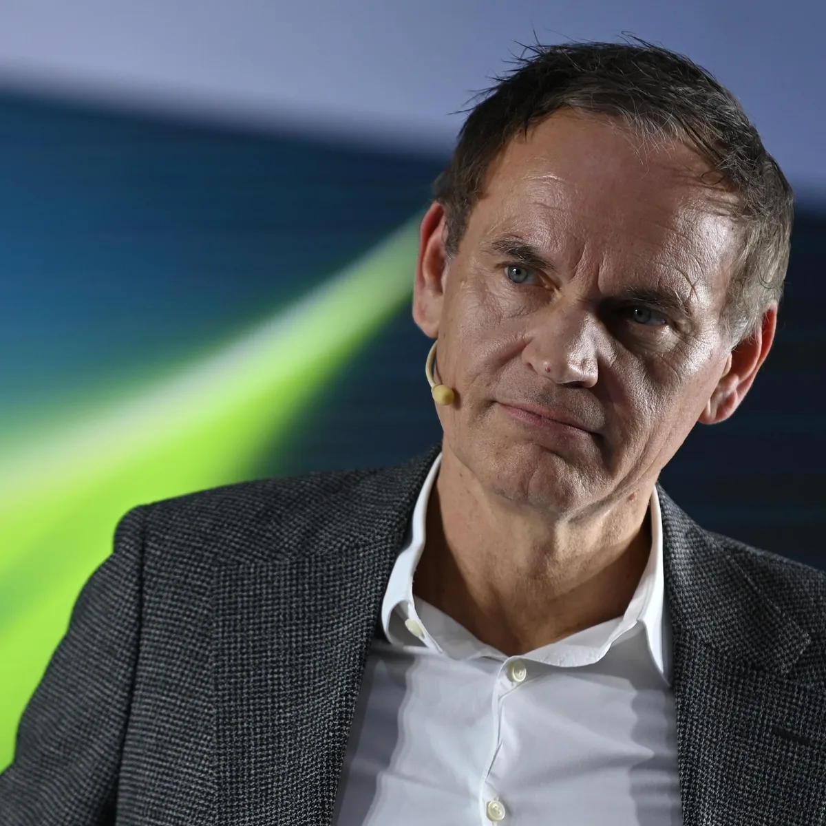 Betriebsversammlung in Wolfsburg - VW-Chef Blume: Müssen Kosten senken - Betriebsratschefin Cavallo kritisiert Konzernvorstand