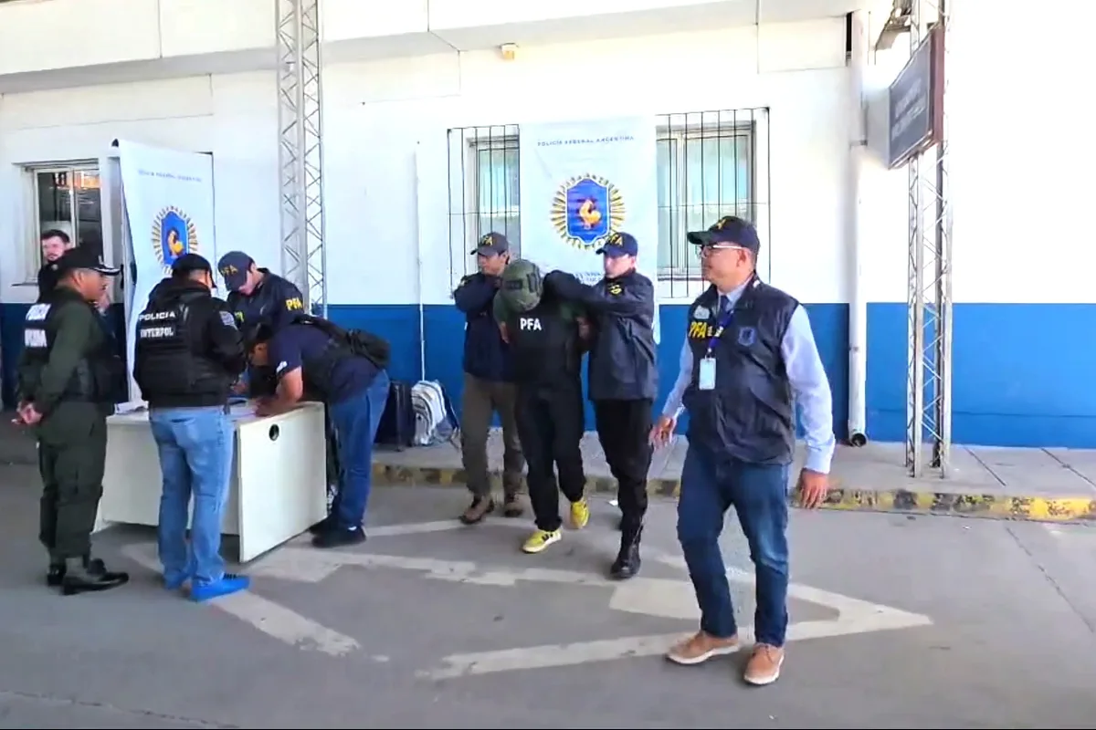 Atraparon en Bolivia a uno de los prófugos por el histórico secuestro de droga sintética