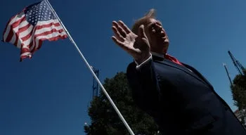 Donald Trump volta a reivindicar o Prémio Nobel da Paz