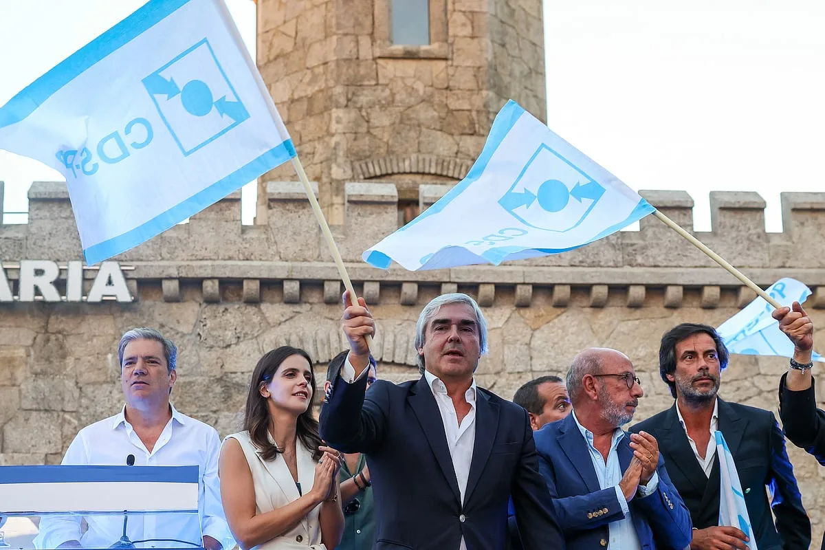 CDS. Nuno Melo diz que atrasos nas matrículas resultam do "desastre" das políticas do PS na imigração