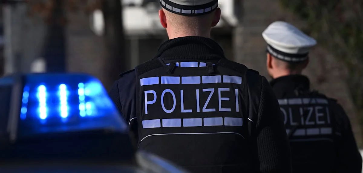 Räuber mit Hells-Angels-Shirt überfällt Tabakgeschäft in Wilhelmshaven