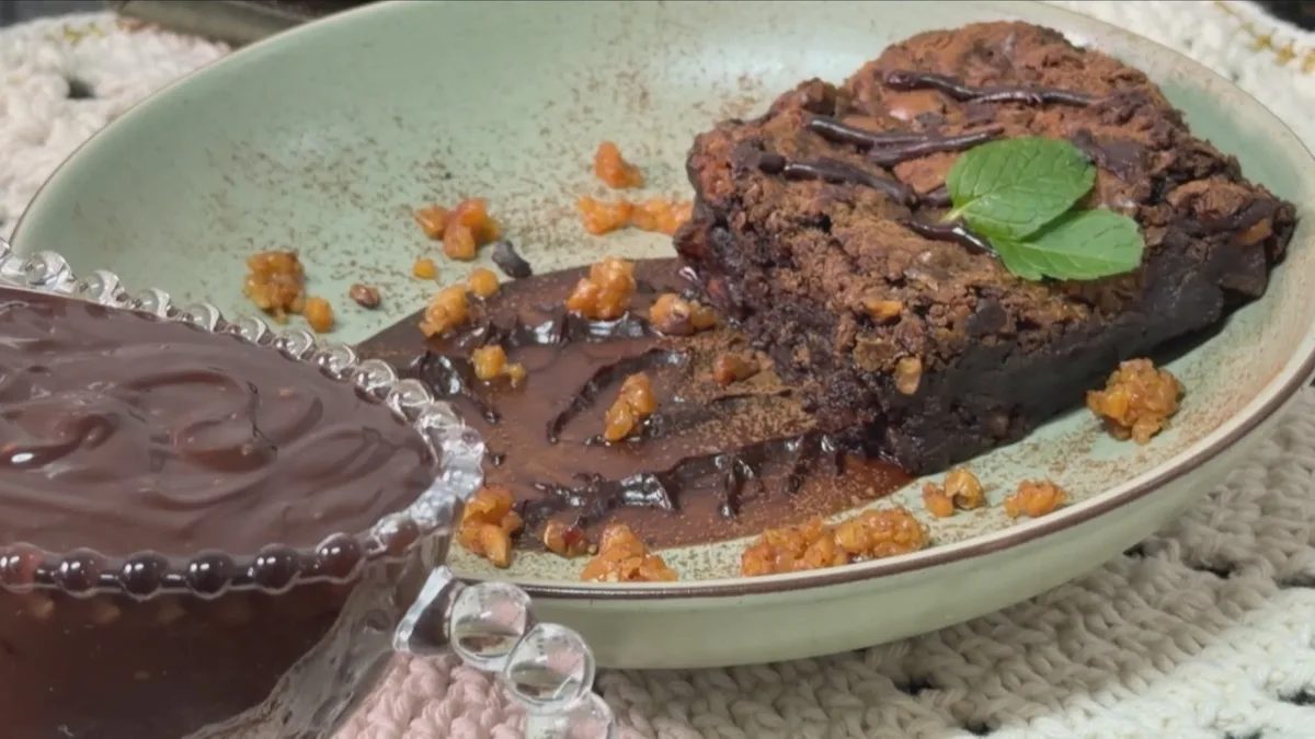 Concurso de Receitas 2026: aprenda a preparar o brownie pé vermelho paranaense