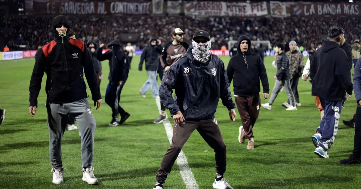 El comunicado de Platense tras los incidentes ante Fluminense: del "repudio absoluto" a la "investigación y medidas pertinentes"