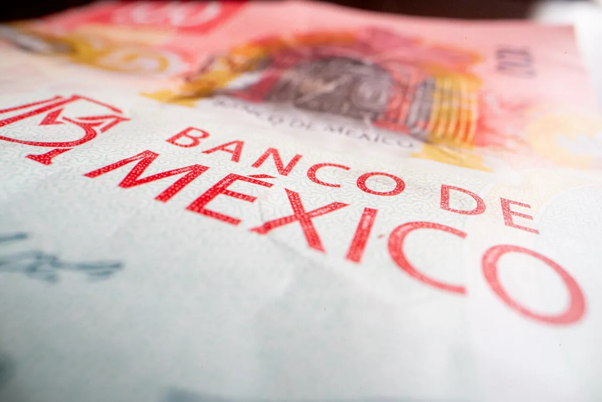 Inversión privada puede frenarse por límites a deducciones fiscales: analistas de BBVA y Banamex