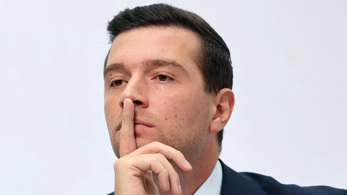 Cette révélation de « Libération » taille en pièces un argument de Jordan Bardella sur les écrits antisémites