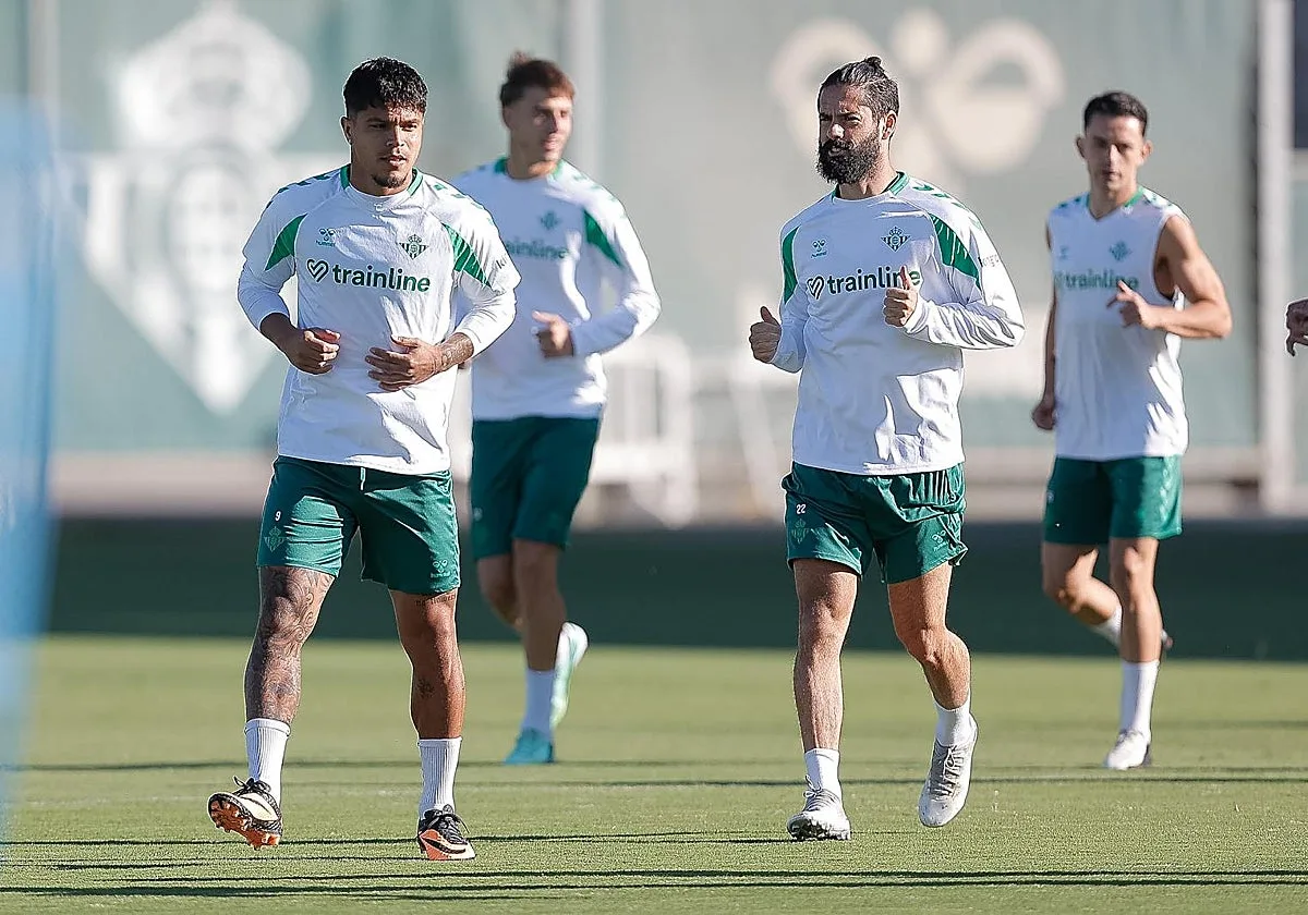 Alineaciones probables del Betis - Osasuna de LaLiga EA Sports 2026-2027: onces y banquillo de suplentes