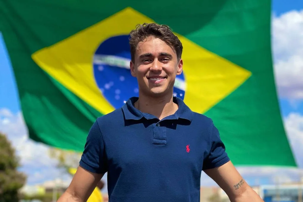 Justiça conclui que Nikolas Ferreira não chamou Vorcaro de “lindão”