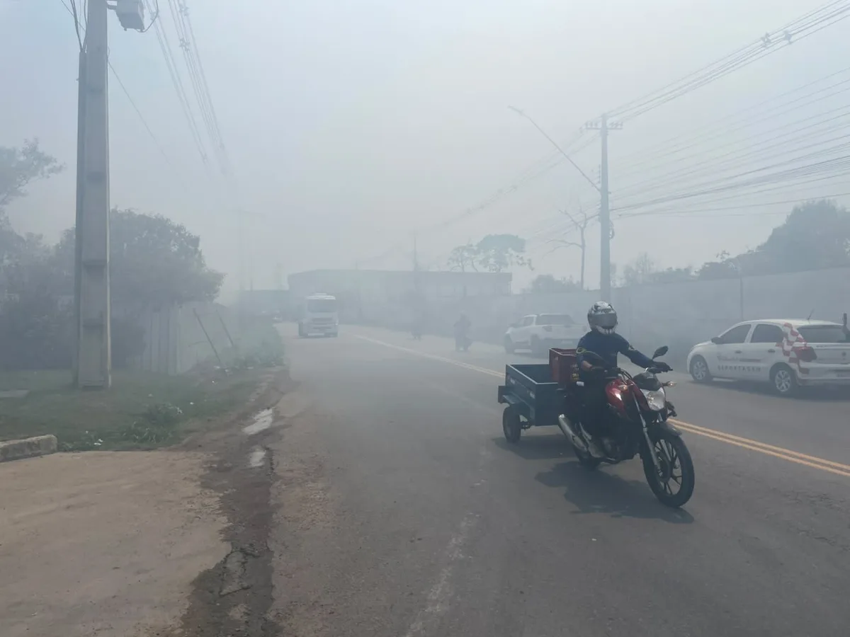 Prefeitura diz que fumaça em Manaus vem principalmente de Itacoatiara; governo amplia combate a queimadas