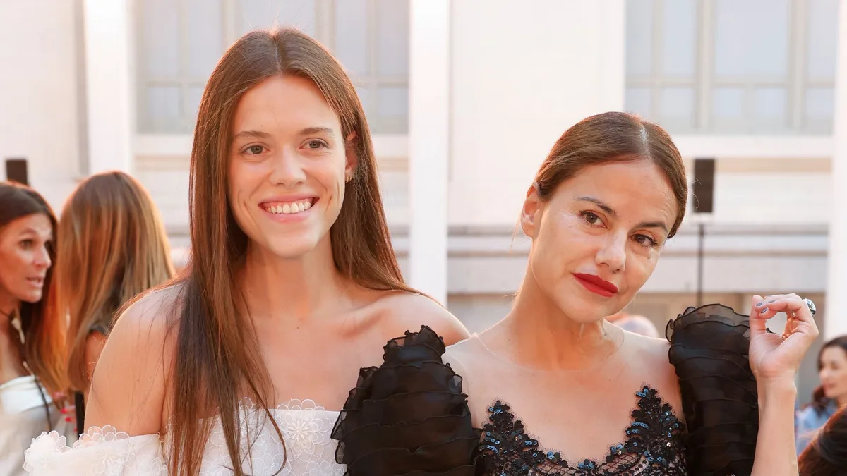 Luna, la hija de Mónica Hoyos y Carlos Lozano, revela su curiosa conexión con la princesa Leonor