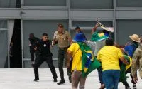 Análise: Relato de ex-chefe da FAB expõe tensão com Bolsonaro