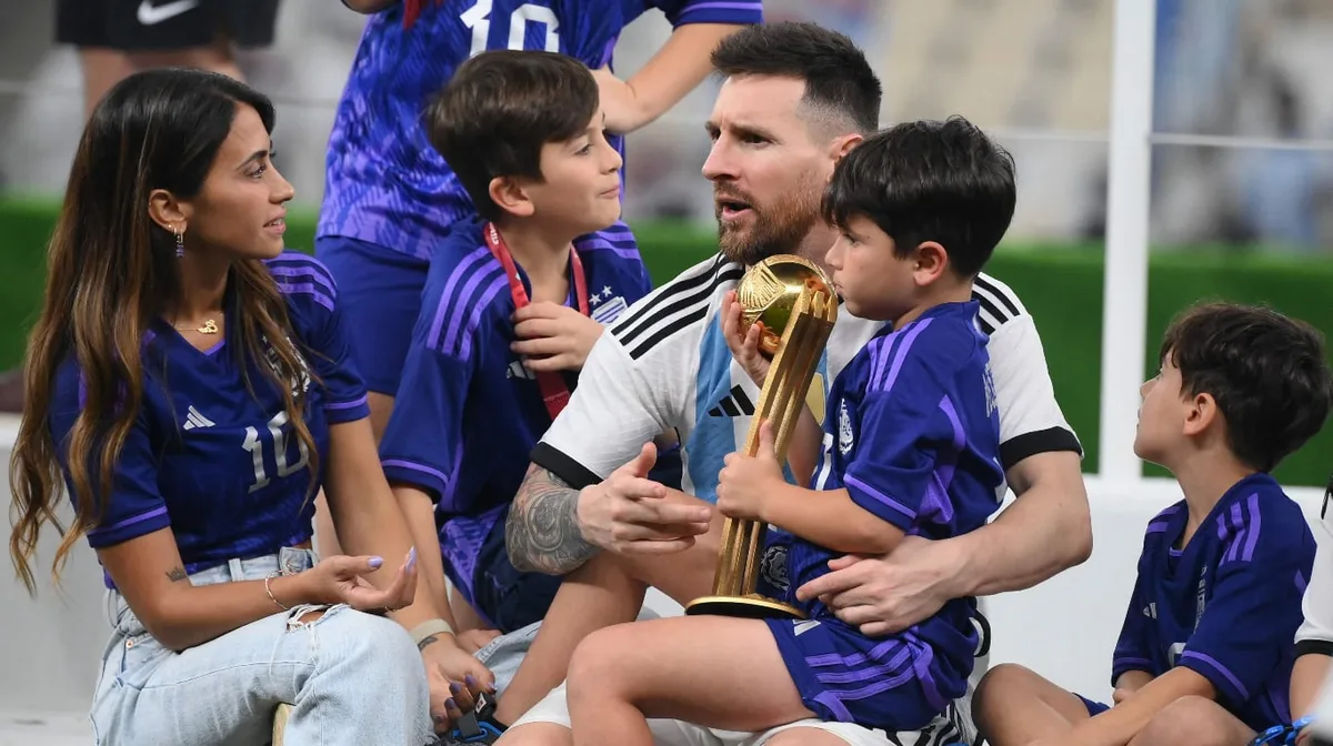 Con una mención especial a sus hijos, Antonela Roccuzzo escribió una sentida carta por el retiro de Lionel Messi de la Selección