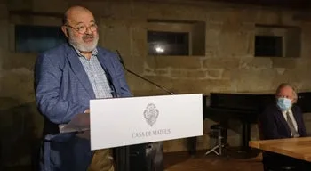 Escritor e jornalista José Viale Moutinho morre aos 81 anos