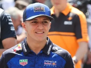 F1. Isack Hadjar, touché au poignet, vers un forfait pour le Grand Prix des Pays-Bas