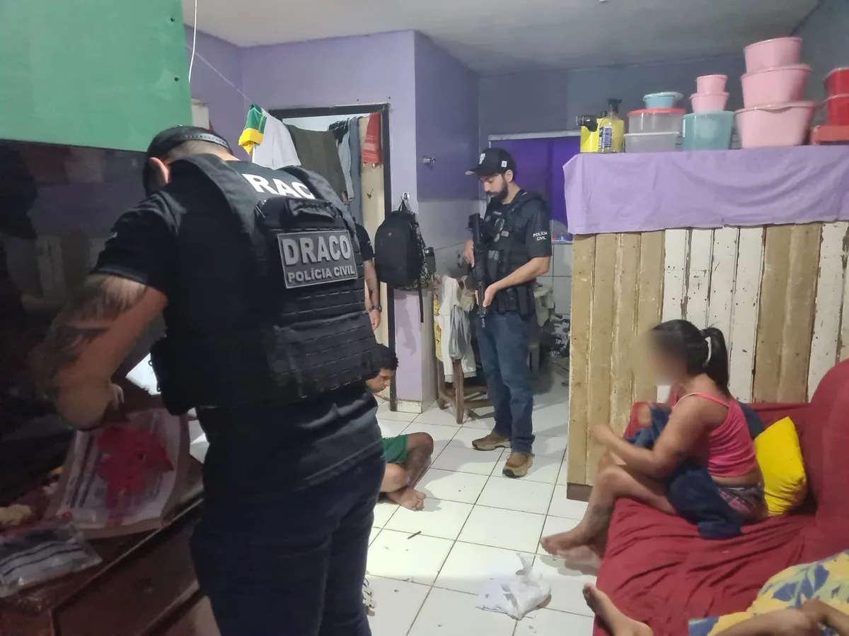Operação prende 20 pessoas por tráfico de drogas, homicídio e outros crimes no Acre