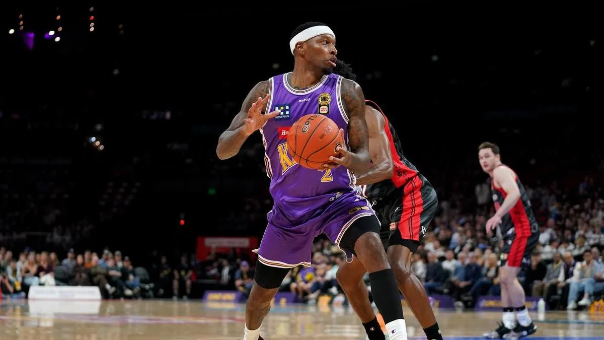 Kings thump Wildcats, move back to top spot in NBL