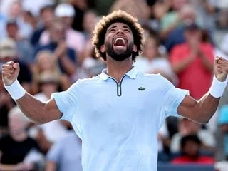 « Je me suis parlé dans le miroir des toilettes » : l’anecdote qui a offert le Masters 1000 de Cincinnati à Arthur Fils