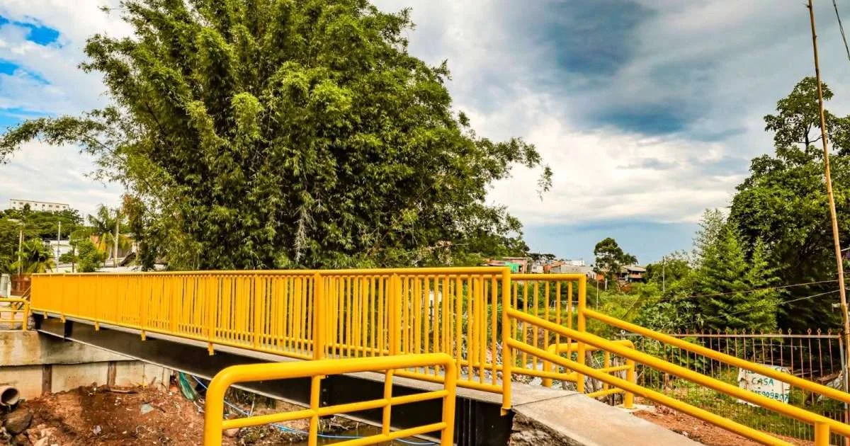 Guarda-corpos da antiga passarela da Estação Rodoviária ganham nova destinação