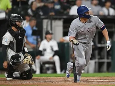 Corey Seager sparks offense as Rangers rout White Sox 11-2 to grab AL West lead