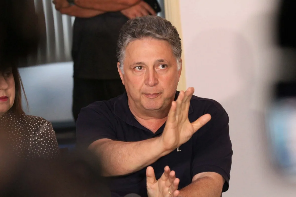 As maiores facções do RJ são milícia, tráfico e a Assembleia, diz Garotinho