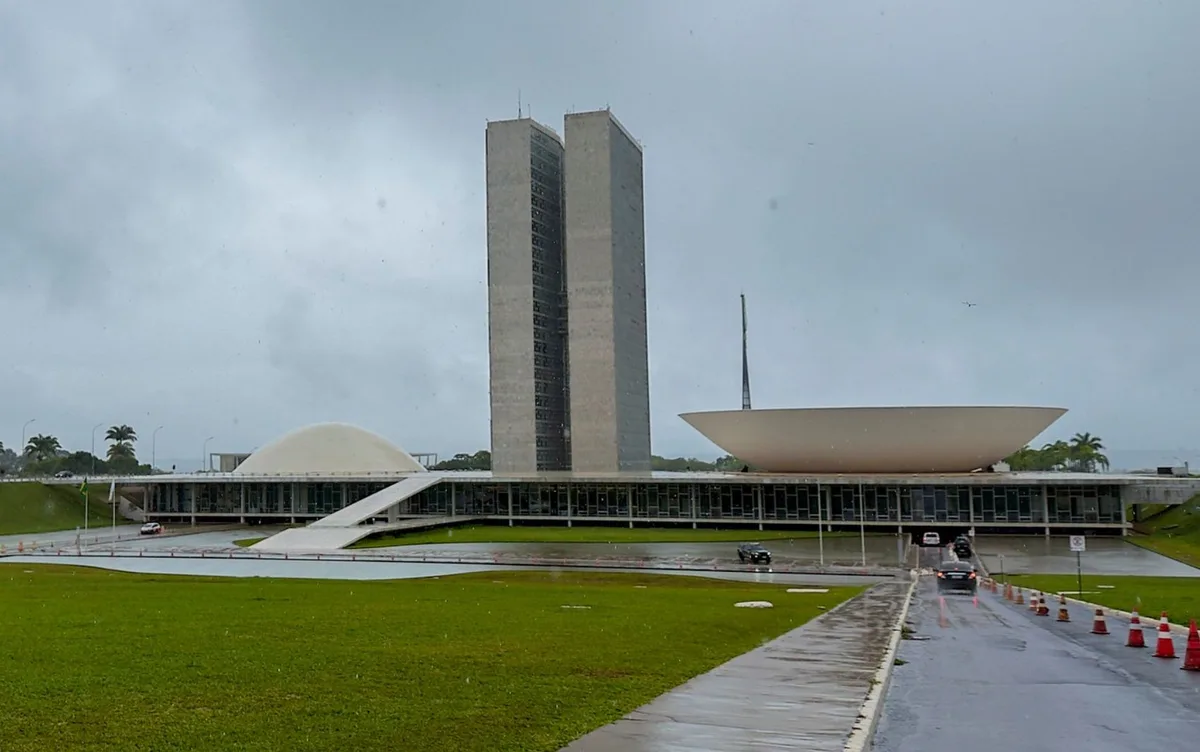 De R$ 398 mil a R$ 66 milhões: veja o patrimônio dos candidatos ao Senado por Goiás declarado ao TSE