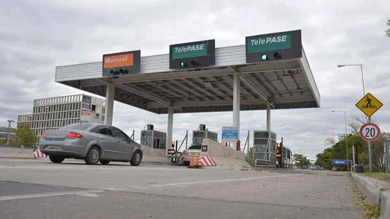 Alerta por un error en Telepase: usuarios denunciaron cobros de hasta $155.802 en la Ricchieri