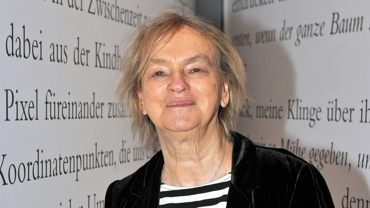 Elke Heidenreich: Schriftstellerin muss operiert werden