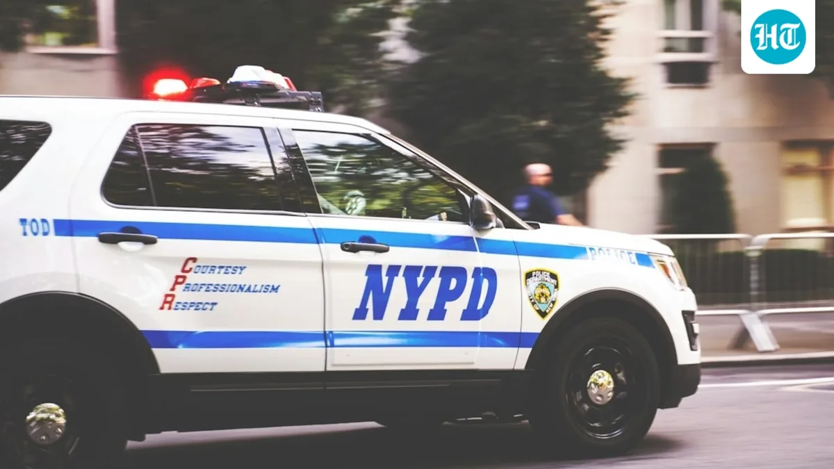 Shooting at NYC subway station leaves man critically injured