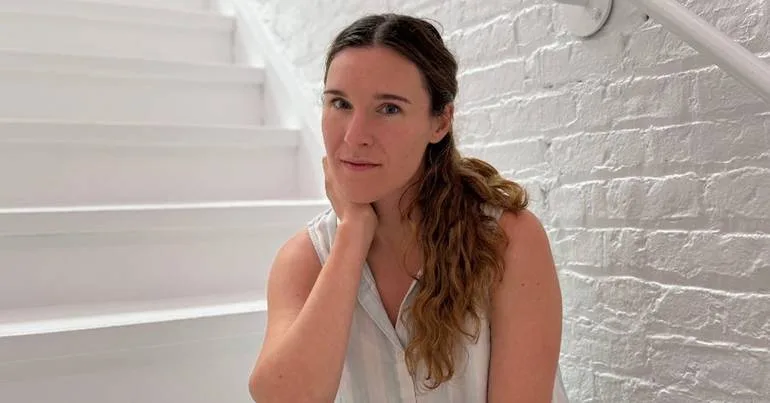 "Sono", de Honor Jones: acordar da inocência