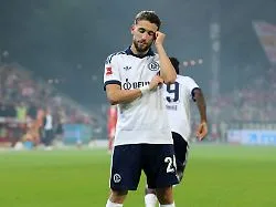 Super-Torwart für Klopp?: "Absolute Frechheit" sichert lachendem FC Schalke 04 den Sieg