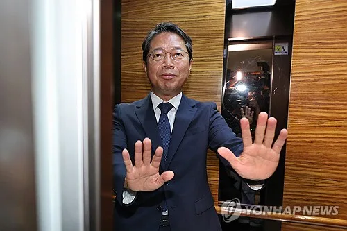 김승원 청문회 D-2…"임상승인 청탁 비리" vs "檢수사자료 유출"