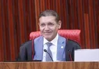 Decisões do TSE são mais rápidas para Flávio; pedidos de Lula são travados