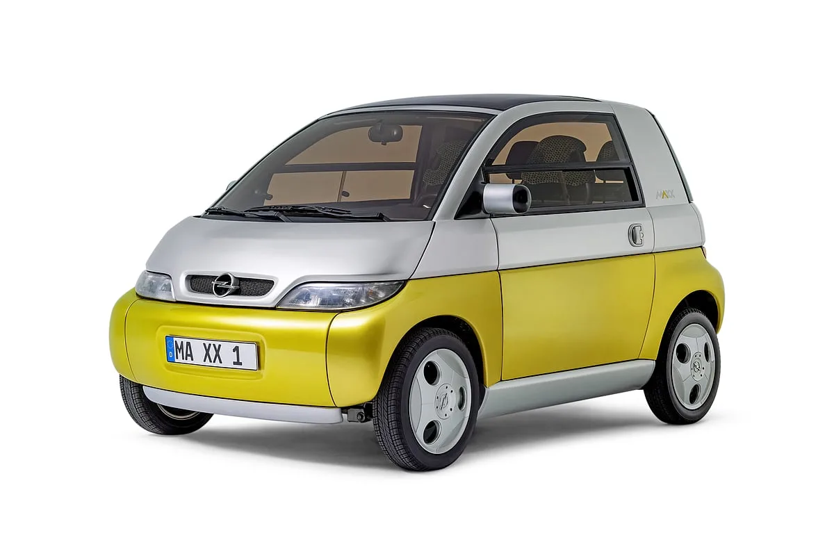 Opel apresenta clássicos dos últimos 100 anos na Automechanika