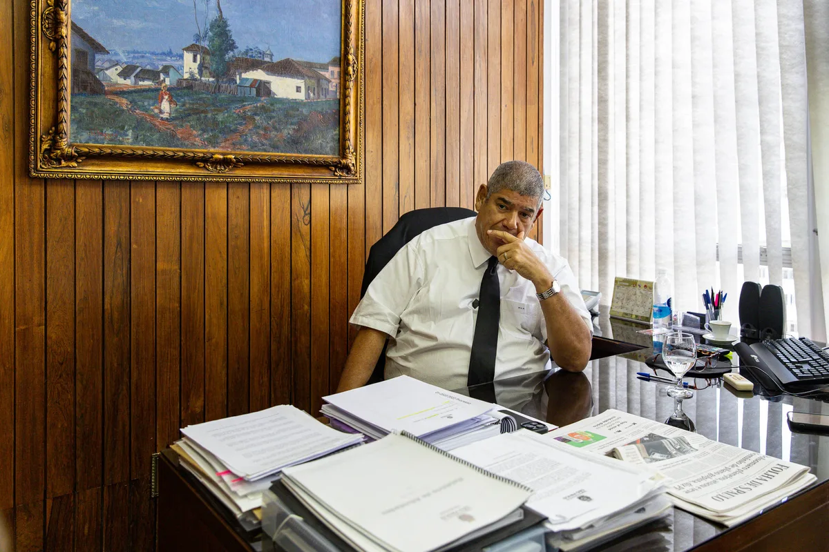 Milton Leite é alvo de operação contra infiltração do PCC no transporte público