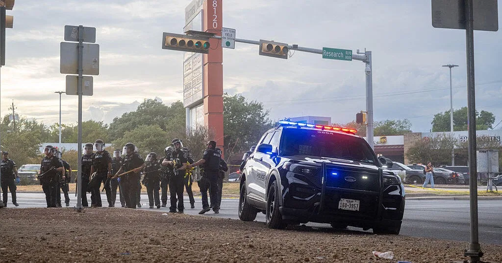 ICE officer who shot Venezuelan man wasn't wearing body camera, sources say