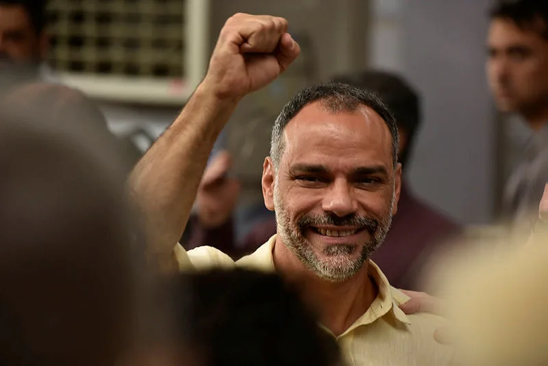 Augusto Vasconcelos celebra 310 mil novos empregos gerados na Bahia
