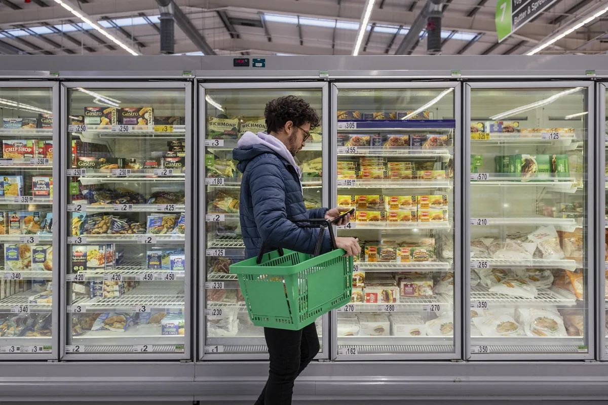 Os ingredientes e aditivos nos alimentos que podem fazer a pressão decolar