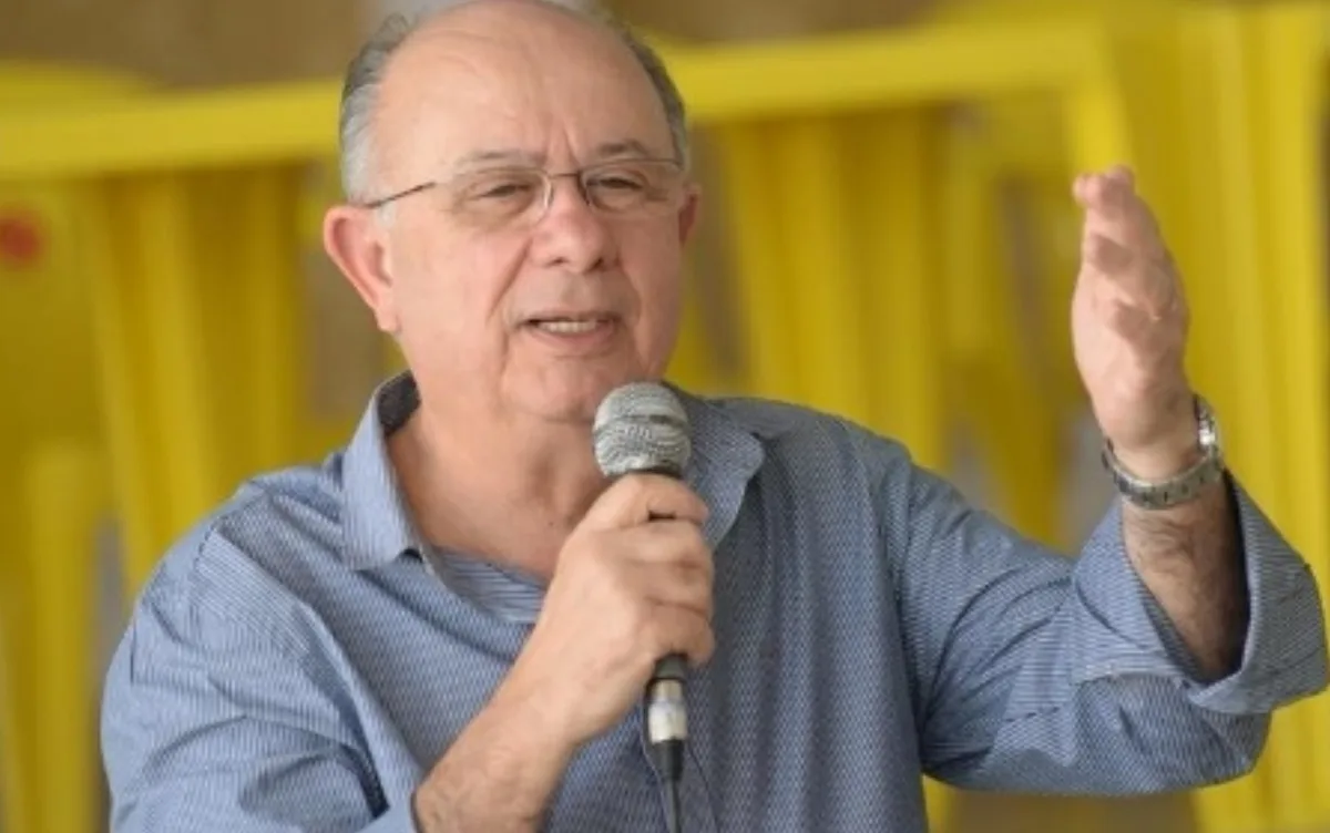Prefeito da segunda maior cidade da Bahia é submetido a angioplastia após passar mal