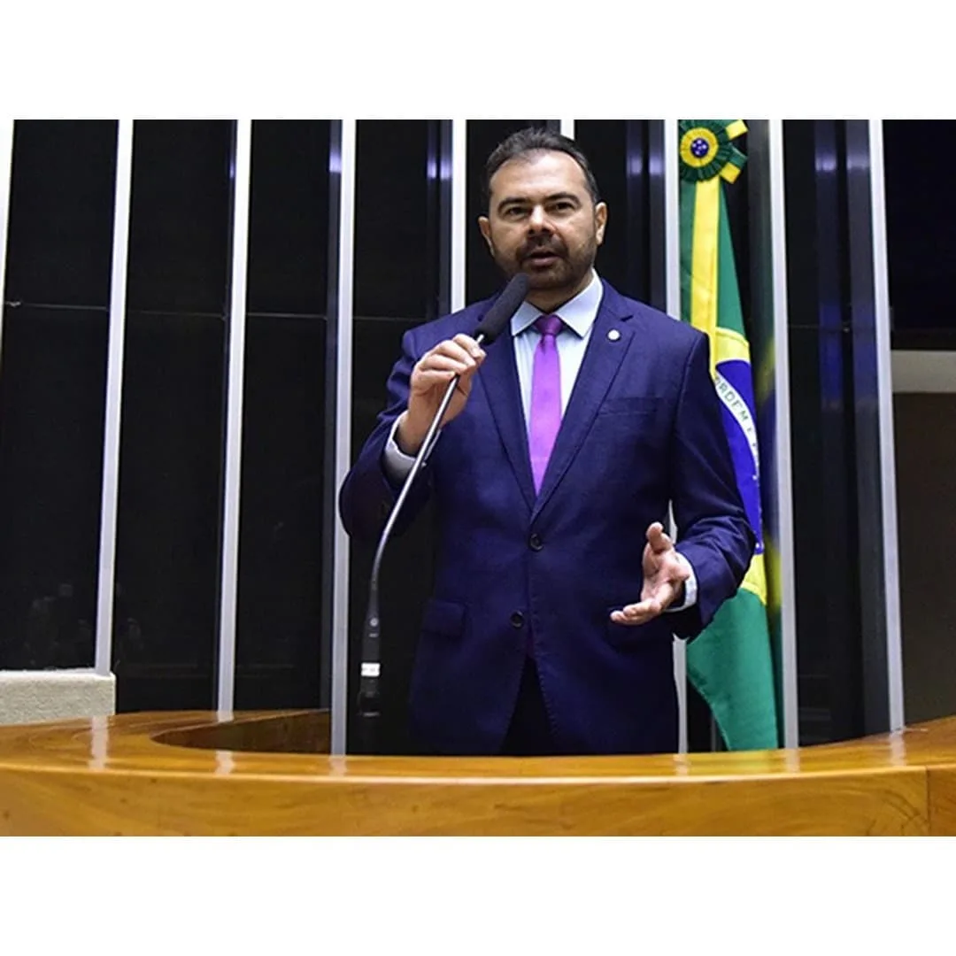 Idilvan (PSB) é reeleito deputado federal pelo Ceará com 127.140 votos