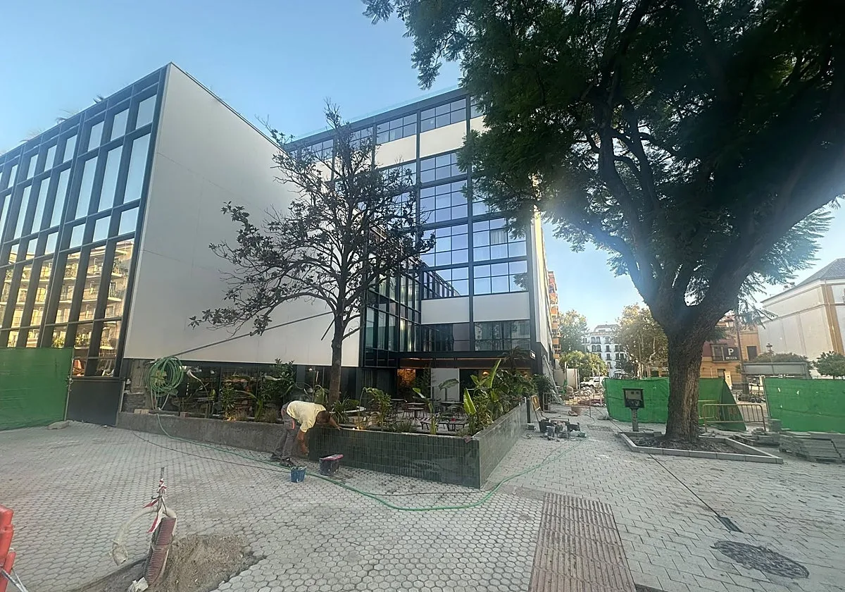 Últimos retoques en la Gavidia a una semana de la inauguración del hotel Thompson